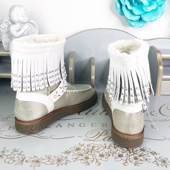 Coach gold metallic leather fringed boots - Picture 3 of 16